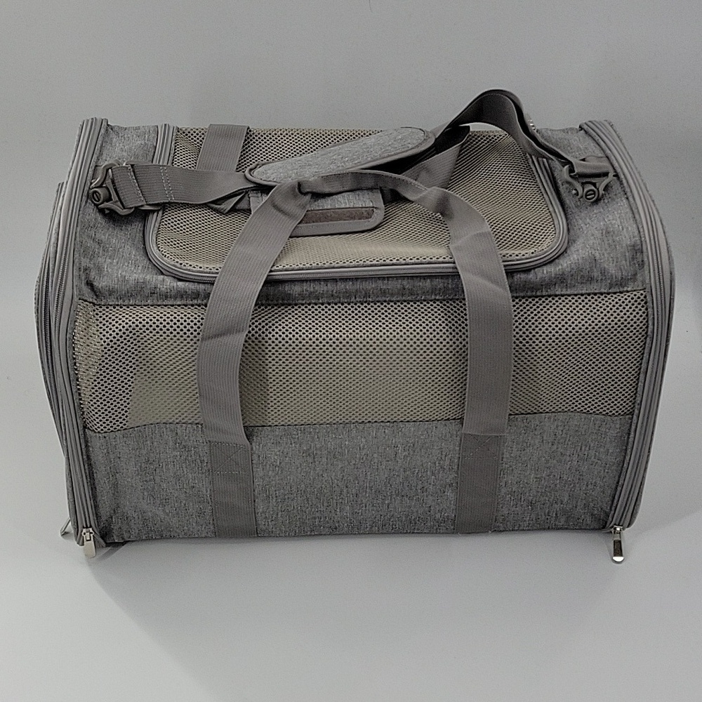 Pet Portable Carrier NWOT